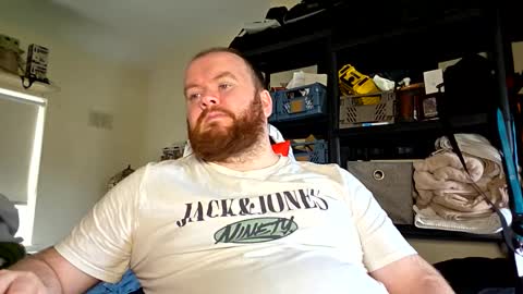 Snapshot of irishdaddy24 chatting on 11/30/25, 01:26 twitter theirishman205 online show from 11/30/25, 01:26