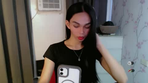 IRISH AND TRIXIE online show from 04/02/26, 02:53