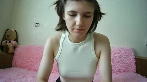 urrAngel online show from 06/05/26, 06:52