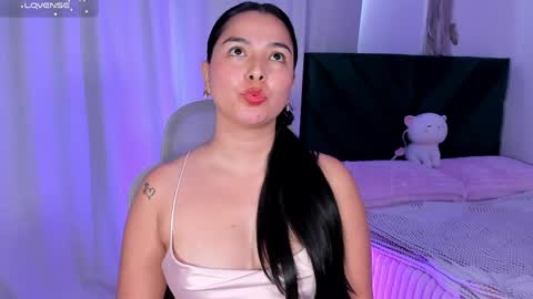 Iris Moira  online show from 03/31/26, 02:39