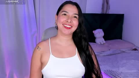 Iris Moira  online show from 04/18/26, 02:37