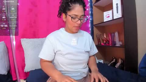 iris online show from 02/05/25, 12:17