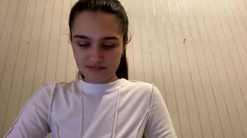 irisss31 online show from 01/08/25, 07:13