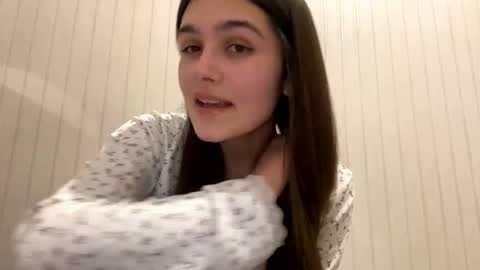 irisss31 online show from 03/01/25, 07:15