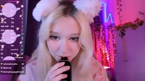 Snapshot of irma_bell chatting on 02/24/25, 08:49 Irma online show from 02/24/25, 08:49