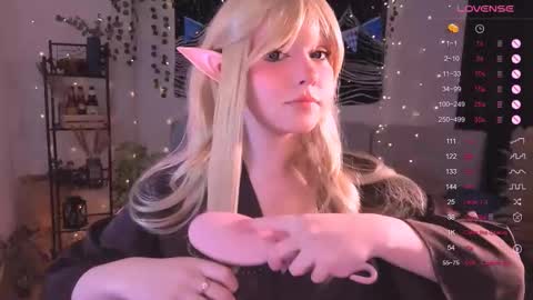 Snapshot of irma_bell chatting on 10/15/25, 11:27 Irma online show from 10/15/25, 11:27