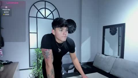 Iron Tous online show from 03/02/26, 08:59