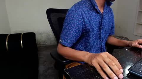 Naveed online show from 07/12/26, 05:26