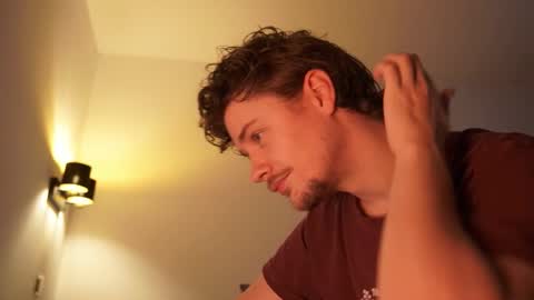 Sam online show from 12/15/25, 09:41