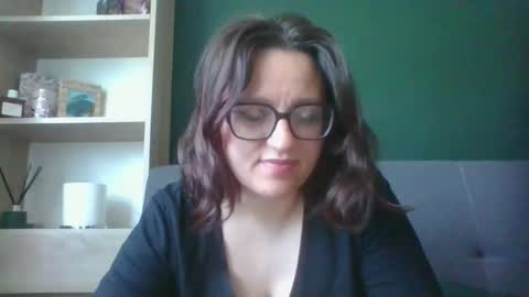 Paris online show from 05/28/26, 05:38