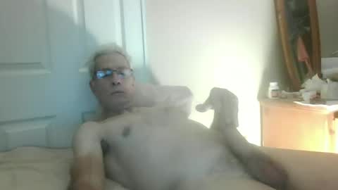 irrintzi60 online show from 09/25/25, 12:58