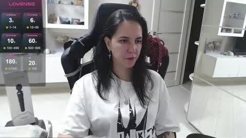 Irwi Tomboy online show from 09/26/25, 06:45