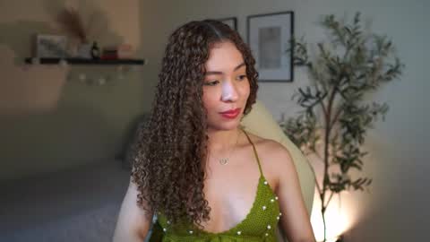 isa_____ online show from 03/28/26, 10:09