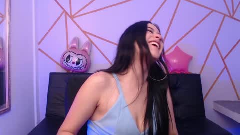 Snapshot of isa__rodriguez chatting on 04/08/26, 03:28 isa__rodriguez online show from 04/08/26, 03:28