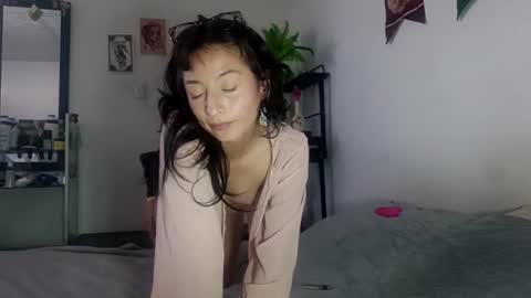 isa_babysweet online show from 07/05/26, 10:17
