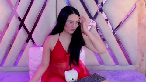 Isa online show from 04/01/26, 03:40