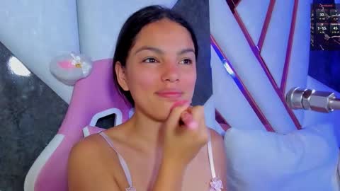 isa_kolins online show from 02/13/26, 10:44