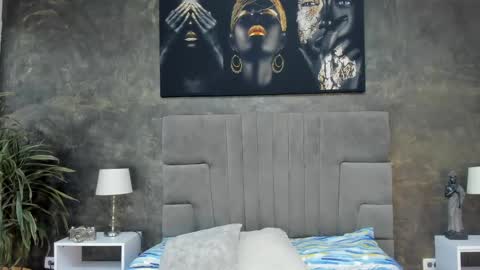 Isa Lancaster online show from 04/12/26, 07:41