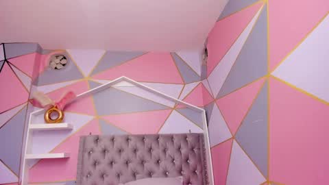    online show from 02/18/25, 07:30