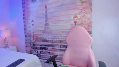    online show from 10/04/25, 11:30