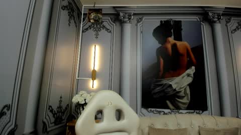    online show from 10/22/25, 03:18