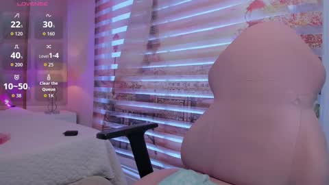    online show from 10/26/25, 03:29