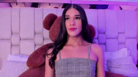 Isa  online show from 02/14/25, 11:53