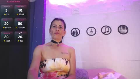 Snapshot of isa_milff chatting on 04/10/26, 11:53 isa online show from 04/10/26, 11:53