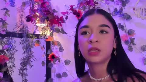 Snapshot of isa_nixon chatting on 12/14/24, 03:40 Isabella online show from 12/14/24, 03:40