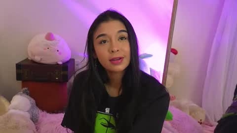 Snapshot of isa_nixon chatting on 11/26/25, 10:33 Isabella online show from 11/26/25, 10:33