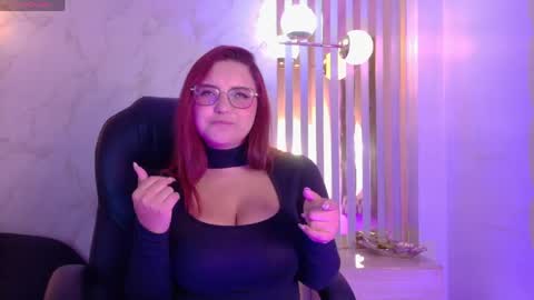 Snapshot of isaa_lopez chatting on 04/29/26, 07:20 Isa online show from 04/29/26, 07:20