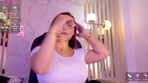 Snapshot of isaa_lopez chatting on 05/19/26, 07:20 Isa online show from 05/19/26, 07:20