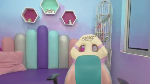 Isaa Skinny  online show from 03/21/26, 03:55