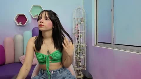 Isaa Skinny  online show from 05/24/26, 03:55