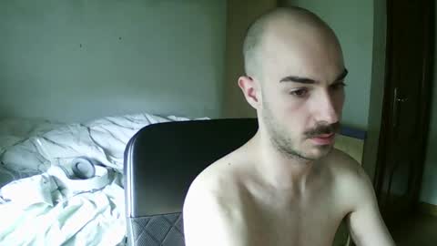 Isaac99c online show from 01/11/25, 12:29