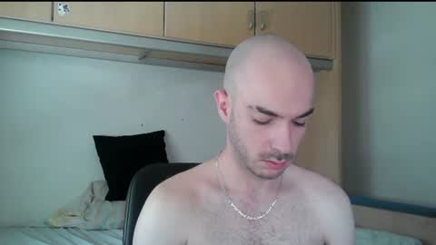 Snapshot of isaac99c chatting on 07/09/26, 11:47 Isaac99c online show from 07/09/26, 11:47