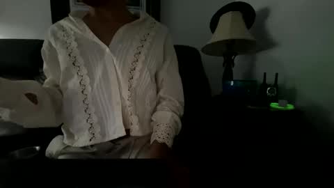 isaac_akamu online show from 11/16/25, 05:13