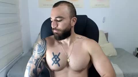 Isaac carter online show from 10/03/25, 11:07