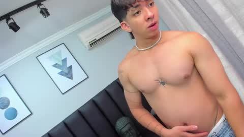 isaac_cryston online show from 02/05/25, 05:53