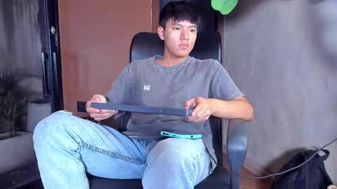 isaac_grimm online show from 01/16/26, 03:10