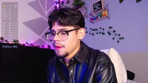 Snapshot of isaac_saenz chatting on 12/05/24, 12:41 Isaac Saenz. online show from 12/05/24, 12:41