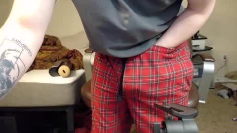 isaac online show from 01/16/25, 02:41