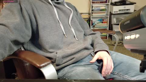 isaac online show from 01/22/25, 02:46