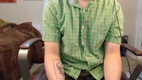 isaac online show from 11/12/25, 04:02