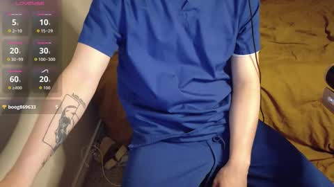 isaac online show from 11/30/25, 09:19