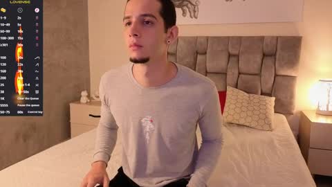 isaacblaze  online show from 05/31/26, 04:42