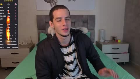 isaacblaze  online show from 06/02/26, 03:52