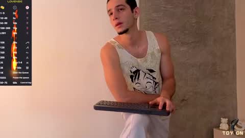 isaacblaze  online show from 06/06/26, 03:55