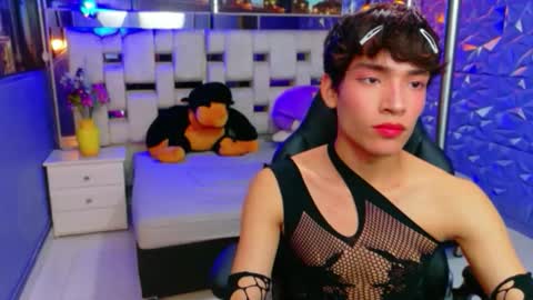 isaacnova online show from 04/02/26, 07:11