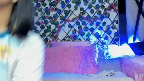 Isa online show from 04/14/26, 11:22